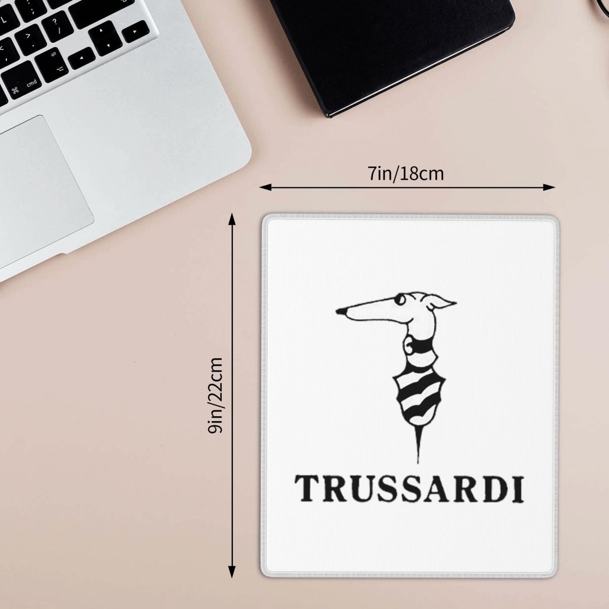 Trussardis Logo 7x9 in 22x18 c - Gaming Accessories Logo recension och pris