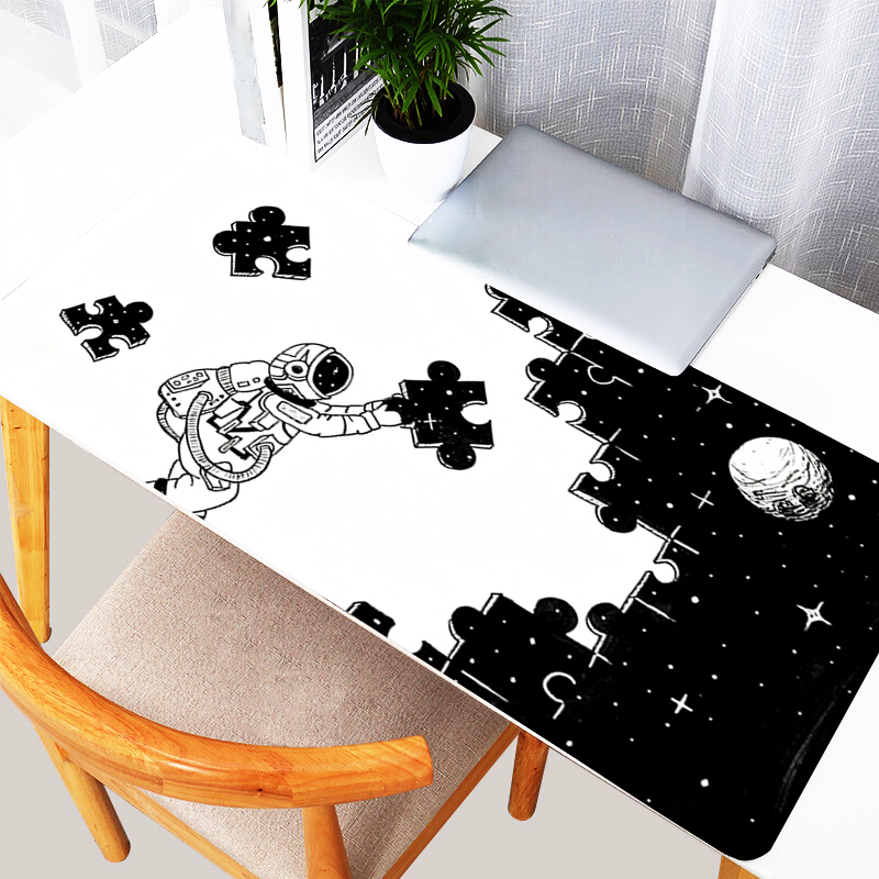 astronauts Black and white Mou - Pc Gaming Essentials Accessories recension och pris